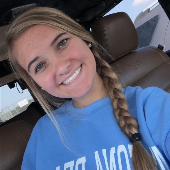 Meet your Posher, Graci - Picture 1 of 1